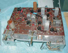 hw32akit-05.JPG (193228 bytes)